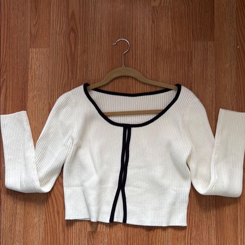 Women's White Ribbed Top with Black Trim
